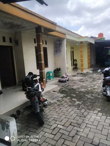 rumah di gelam jaya tangerang aks mobil