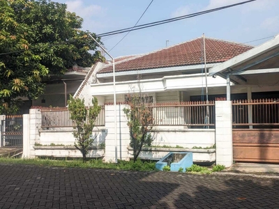 Dijual Rumah di Manyar Jaya Surabaya Timur, Bagus + Terawat, Loka