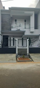 RUMAH DIJUAL DI PULOMAS - JAKARTA TIMUR