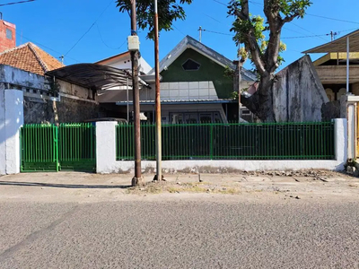 Rumah Hitung Tanah Pusat Kota Jl Pucang Anom Timur, NEGO SAMPE DEAL