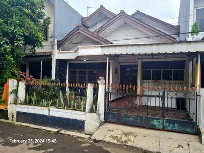 Rumah Lama 5 Kamar di Kembar Sriwijaya Bandung