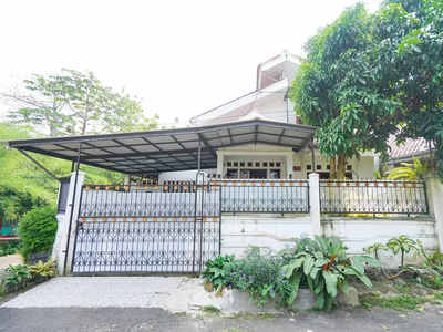 Rumah Mewah Asri di Bukit Cimanggu City 2 Lantai Harga Nego J-16228