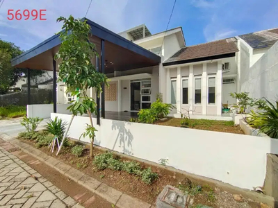 Rumah mewah di cluster semi realestat