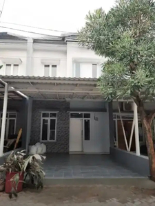 Rumah Mungil 2 Lantai Siap Huni di Graha Bintaro Tangsel