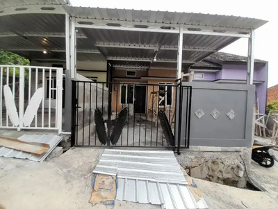 rumah murah bonus kanopi dan pagar sendangmulyo Tembalang Semarang