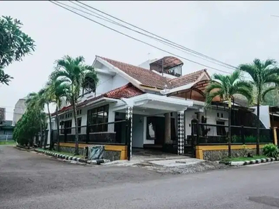 Rumah Nyaman Hook Sulfat Agung Blimbing Malang Kota