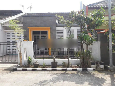 Rumah siap huni di komplek bahagia permai Ciwastra Buahbatu