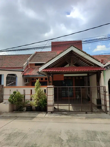 Sewa rumah dekat Summarecon Mall Bekasi