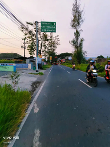 Tanah murah Aspal Utama Barat stadiun Bantul