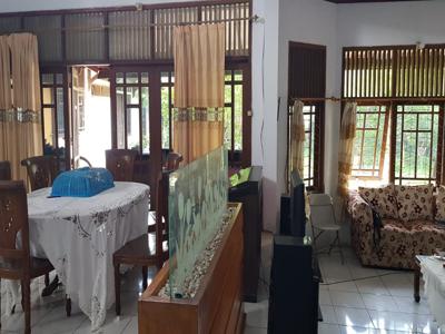 Dijual Rumah & Kost di Depok, Jawa Barat