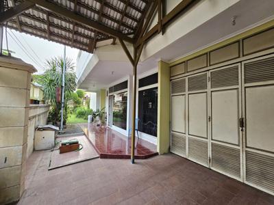 Dijual Murah Rumah Mewah Klasik di Villa Kalijudan Indah Surabaya