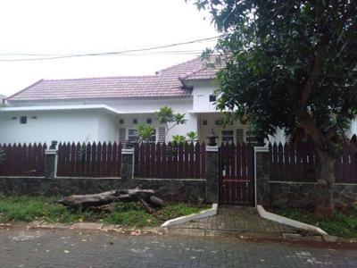 Rumah Aman Dan Nyaman Di Jl. Plamongan Indah Raya Blok AA, Semarang