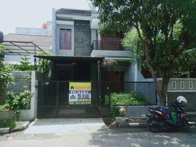 Rumah dijual minimalis 2 lantai di komplek bumi adipura Bandung
