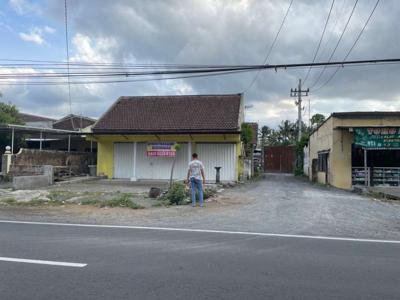 Dikontrakkan Toko Poros Jalan Raya