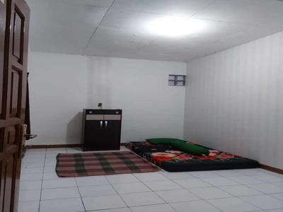 Kost Leuwi Panjang