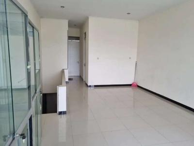 Pasti Cuan siap usaha dijual ruko (yl) di taman Kopo indah 5