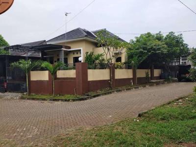 Rumah hook siap huni dijual di Ngaliyan Semarang