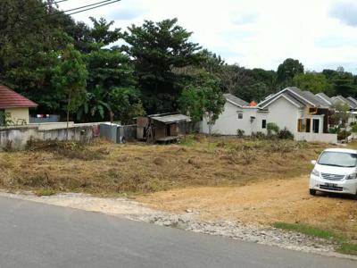 Tanah kosong tepi jalan raya di Banjarbaru samping BLK