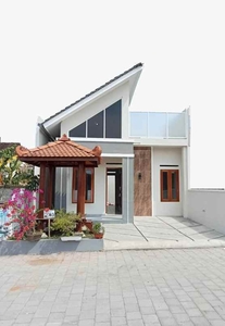 Rumah Modern Dengan Rooftop Di Selomartani Kalasan Sleman