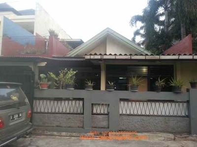 Rumah Pinggir Jalan Mampang Prapatan Jakarta Selatan Bagus Murah