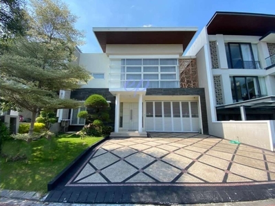 Rumah Minimalis 2 Lantai Semi Furnish di Pakuwon City Imperial Beach