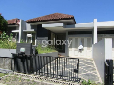 Dijual Rumah Jl Green Royal, Candi Golf Semarang