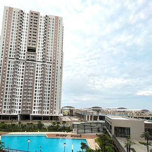 disewakan cepat apartement tokyo riverside pik 2 view pool