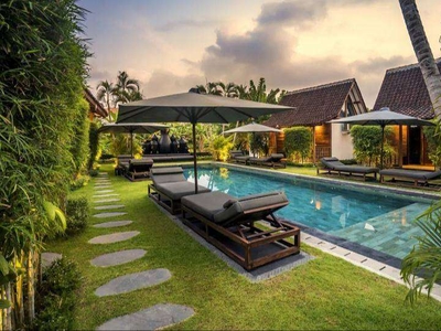 Disewakan Harian Villa Resort 3 Kamar Tidur di Canggu Bali - BVI50883