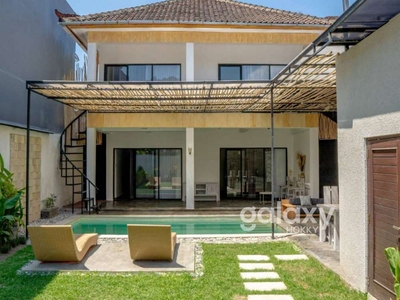 DISEWAKAN VILLA ARJUNA SEMINYAK BADUNG, BALI