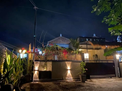Gianyar : Rumah Konsep Villa Luas 156m2 di Batubulan