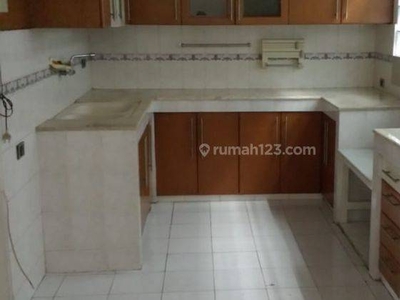 Ruma Hdisewa Siap Huni Nyaman 2 Lantai di Setiabudi