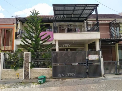Rumah Cantik 2 Lantai Merjosari Sigura Gura dekat UB Malang