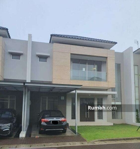 RUMAH DIJUAL PIK UKURAN 10X15 GOLF ISLAND 2 LANTAI CLUSTER BAGUS MURA