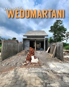 RUMAH MINIMALIS DI WEDOMARTANI DEKAT TAJEM, BUDI MULIA, MAGUWOHARJO