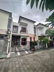 rumah minimalis lantai 2 di sesetan, Denpasar Selatan
