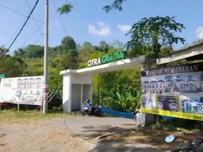 Rumah siap huni murah dekat jalan raya tembalang