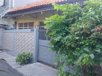 Rumah Strategis di Salemba Bluntas, Paseban, Jakarta Pusat