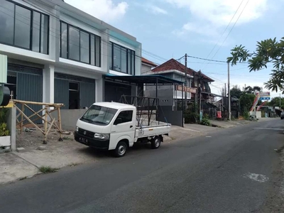 Rumah Toko 2 lantai Baru dekat Renon Denpasar