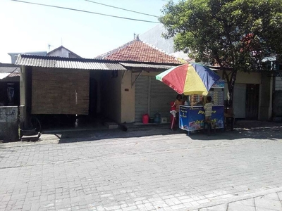 Rumah Tua Hitung Tanah 5 jt an Karangayu Semarang Barat
