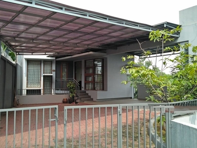 Rumah Villa Gunung Residence Ciputat Cirendeu Dekat MRT Lebak Bulus