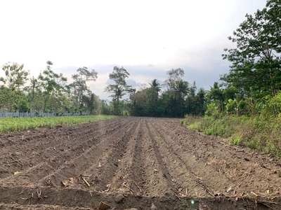 Tanah dekat LPMP, selangkah Jalan Raya Jogja-Solo, legalitas SHMP