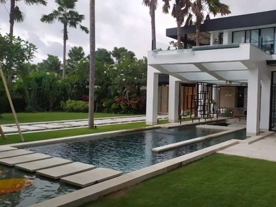 Villa Dijual Tumbak Bayuh Bali Mewah Super Keren