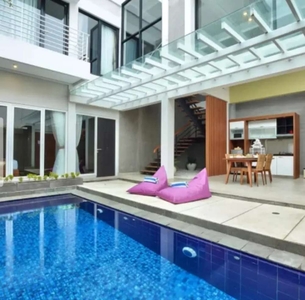 Villa Full furnish private Pool di jual di Nusa Dua Bali