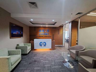 Sewa Kantor Menara Standard Chartered 317 m2 Siap Huni, Hrg Nego