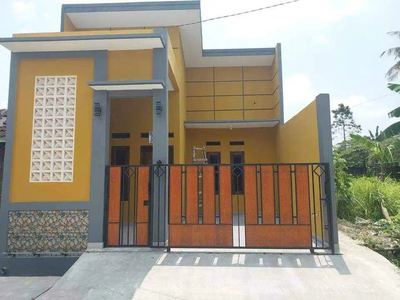 Bangunan Baru Desain Sempurna Legalitas SHM dekat masjid