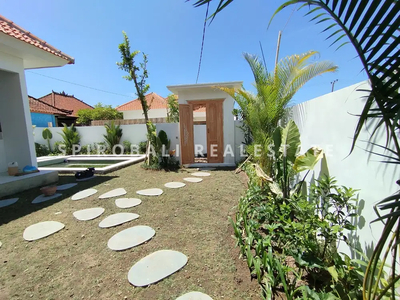 For Rent 2 BR Unfurnished Villa With Rice Field View in Cemagi