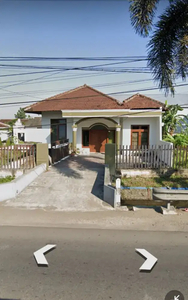 JUAL RUMAH KLASIK CEMARA BLITAR