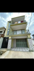 Rumah cantik 3 lantai siap huni di Manggarupi Gowa