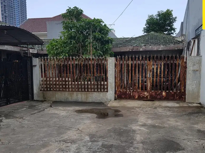Rumah Dijalan Taman Kencana Sari Dukuh Pakis Surabaya