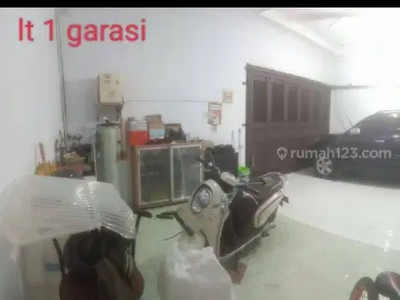 RUMAH JALAN 2 MOBIL UK 7,5X10M² DI JELAMBAR